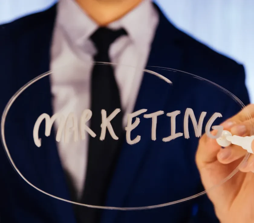 Jak skutecznie wzmocnić marketing firmy